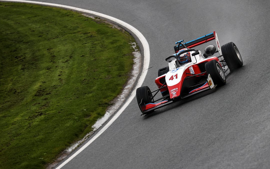 Rain affects play as Fortec Motorsport battle to points at Zandvoort