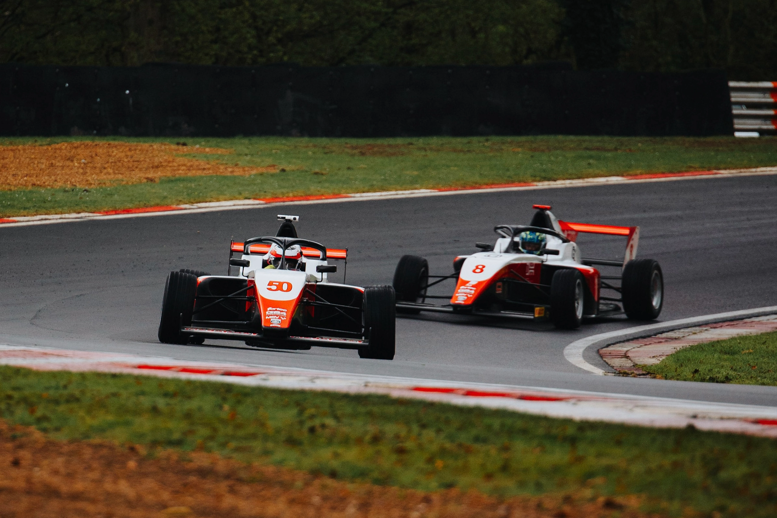 GB4 Championship race